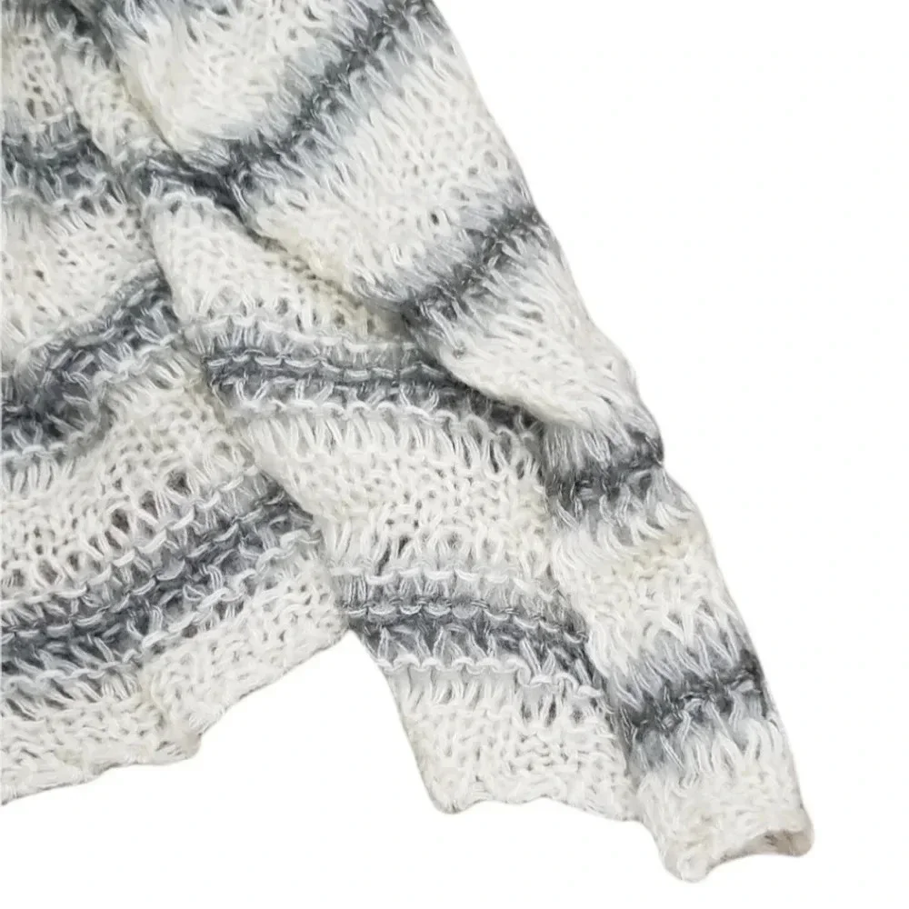 American Eagle Striped Acrylic Scarf